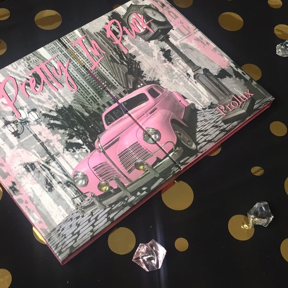 Makeup - Picture 6 of 6